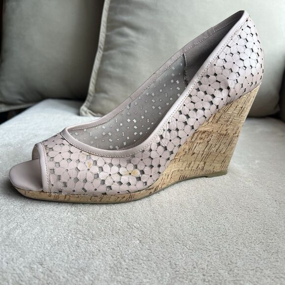 Dune London Blush Pink Laser Cut Leather Cork Wedge Heel Pump EU 41 US 10 Casual - Picture 2 of 16